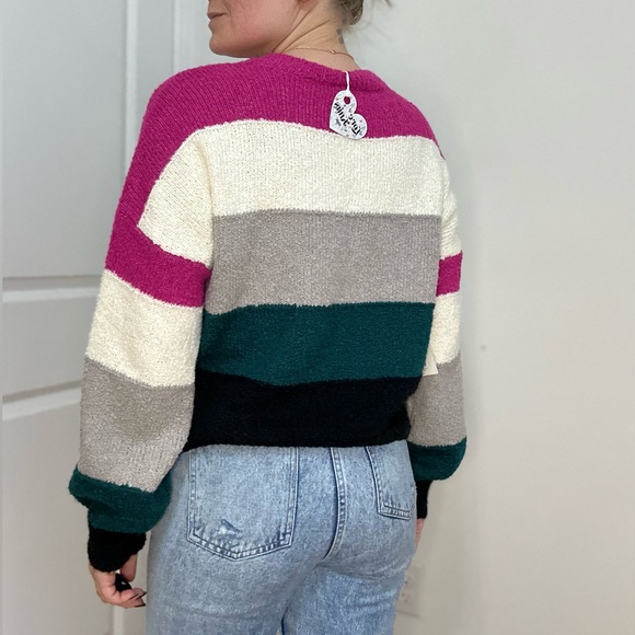 Multi Color Stripe pullover Sweater - Picture 6 of 9